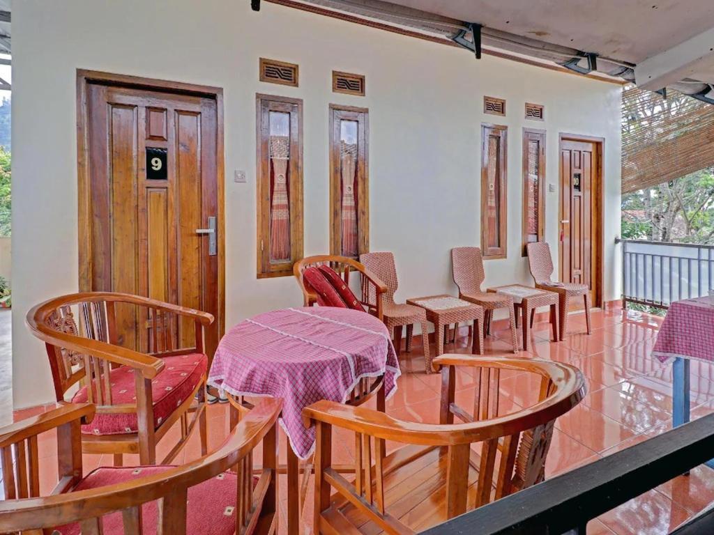 Adinda Homestay Lembang Εξωτερικό φωτογραφία